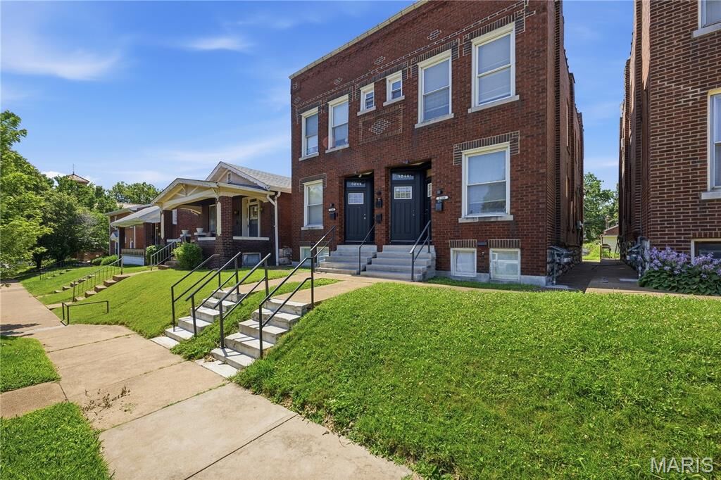 Property Photo: 5244 Neosho Street MO 63109