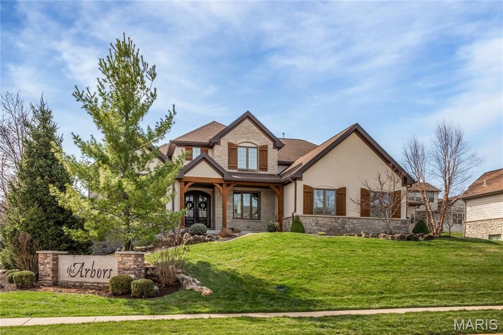 Property Photo: 12854 Goodson Road MO 63131