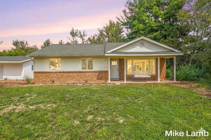 Property Photo: 17646 Hall Road MI 49318
