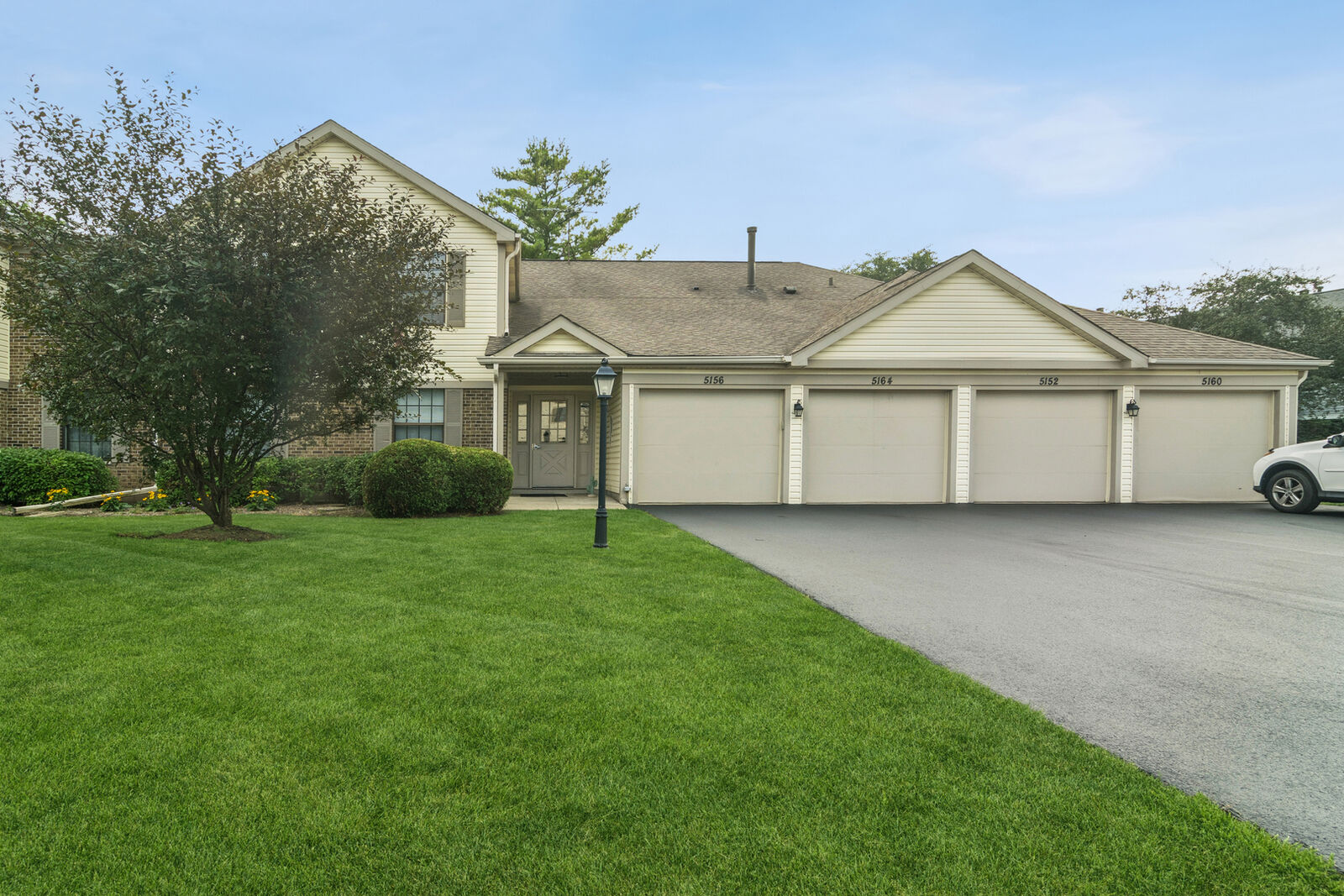 Property Photo:  5160 Coventry Lane  IL 60031 