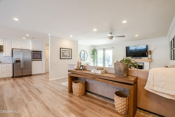 Property Photo:  209 Cathy Drive  CA 91320 