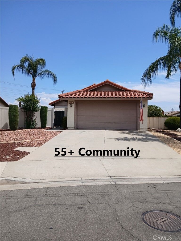 Property Photo: 26274 Sunnywood CA 92586