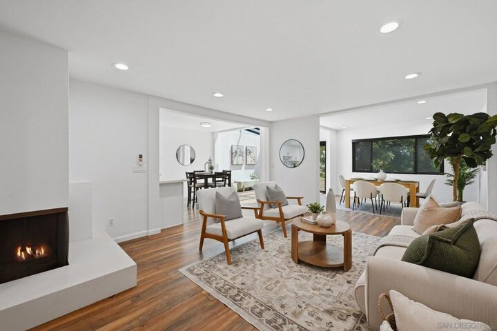 Property Photo: 8963 Caminito Fresco CA 92037