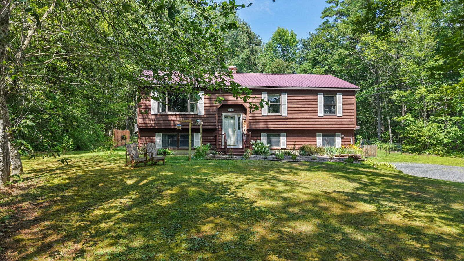 Property Photo: 493 Belgrade Road ME 04963