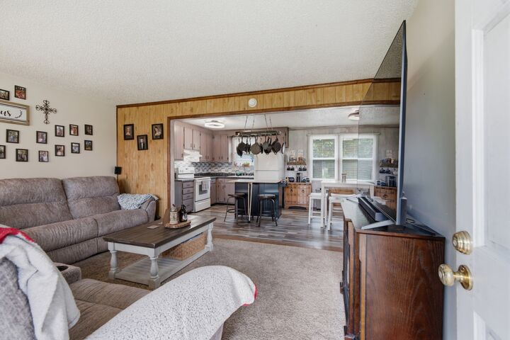 Property Photo: 6539 Longview Dr TN 37129