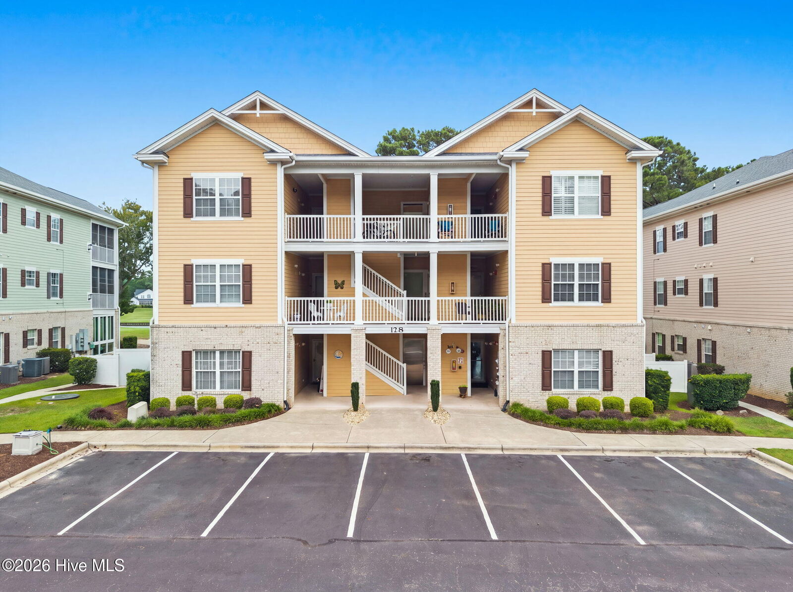 Property Photo:  178 Clubhouse Road 4  NC 28468 