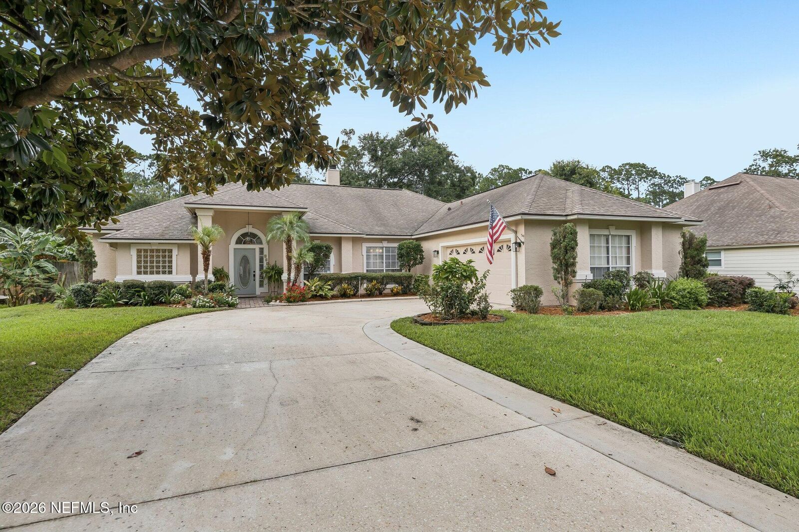 Property Photo: 132 Fairway Oaks Drive FL 32003