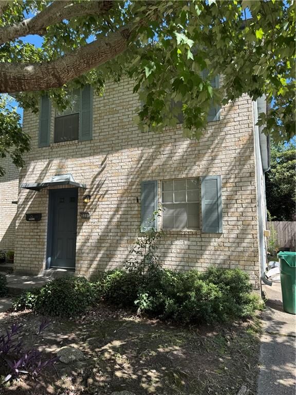 Property Photo: 3717 Canterbury Lane LA 70001