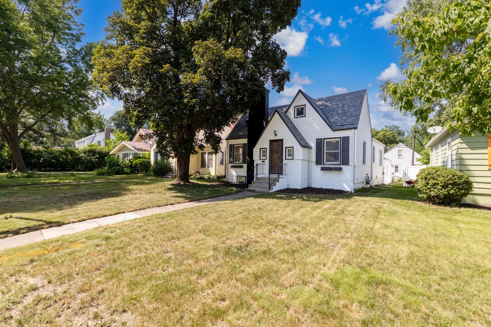 Property Photo: 5904 Minnetonka Boulevard MN 55416