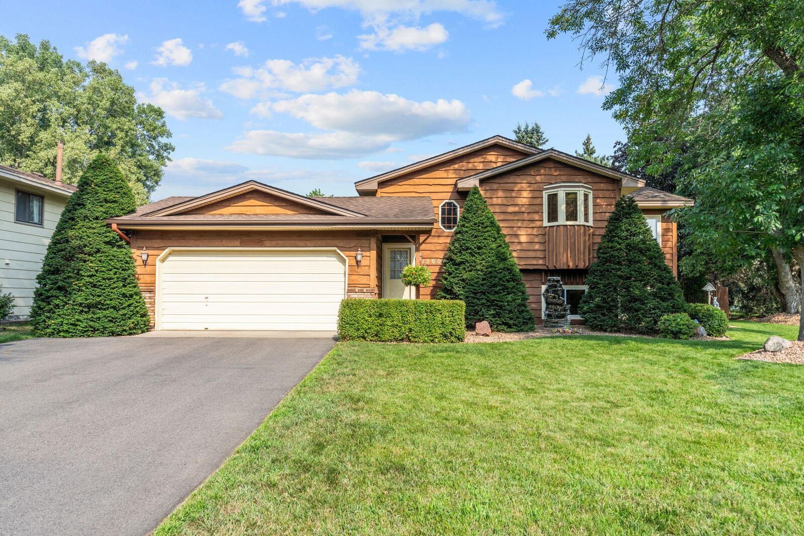 Property Photo:  12000 Maryland Court  MN 55316 