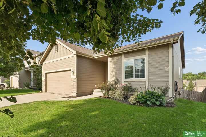 Property Photo: 6124 S 189th Avenue NE 68135
