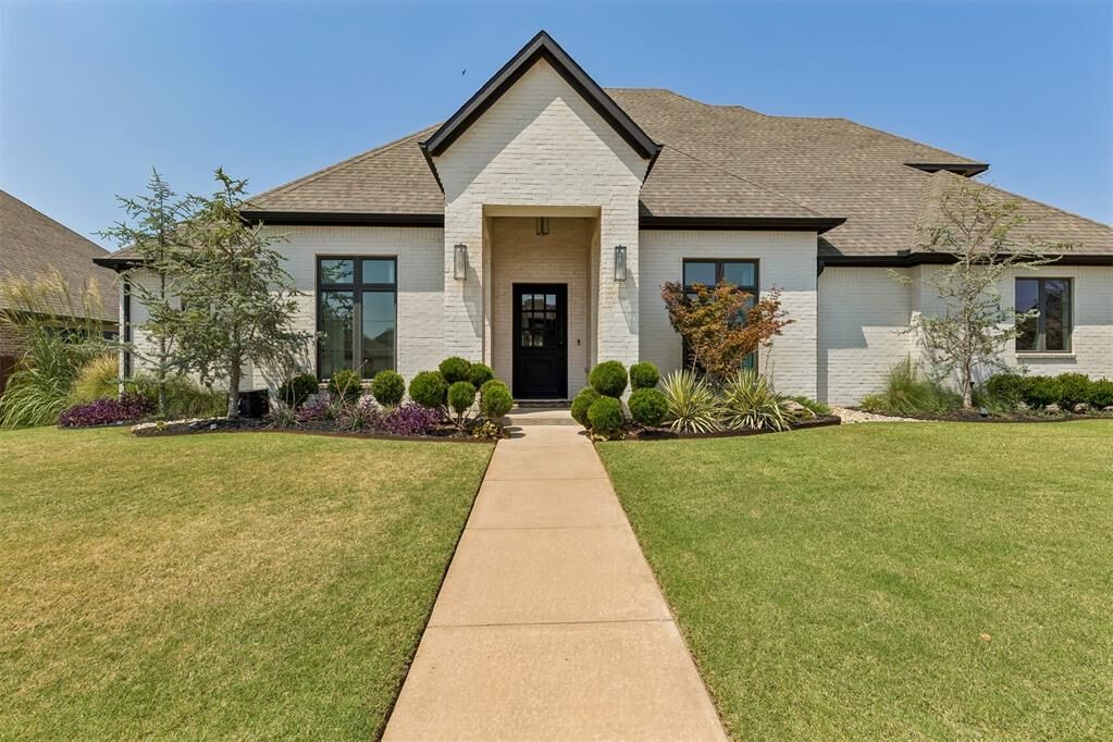 Property Photo:  15925 Foxtail Trail  OK 73013 