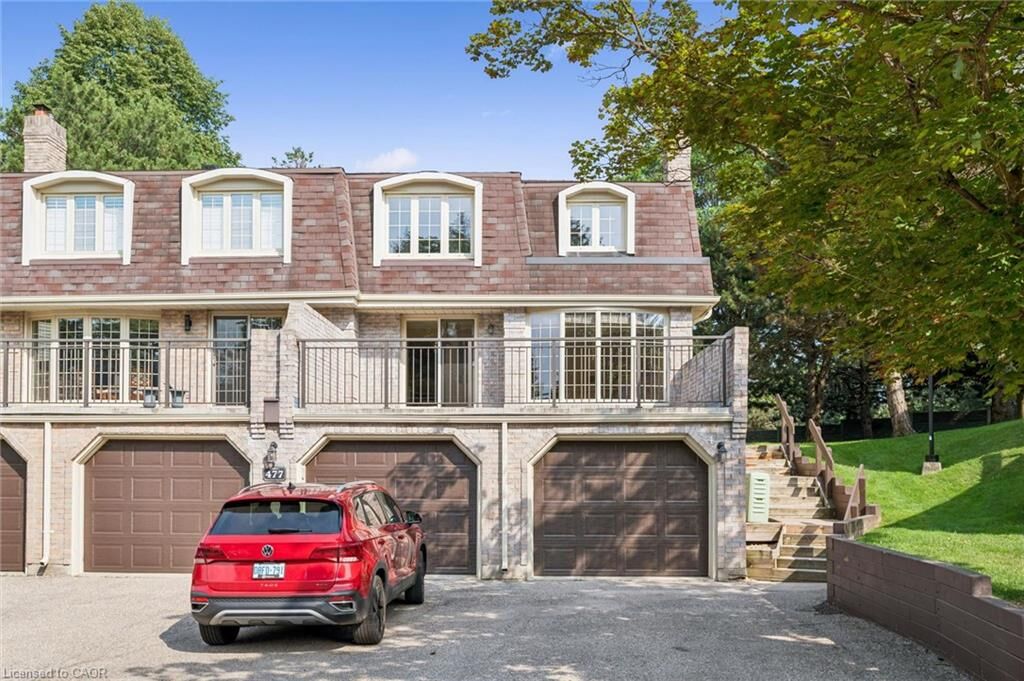 Property Photo:  477 Beechwood Drive 4  ON N2T 1H8 
