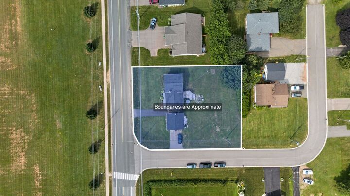 Property Photo: 385 Macewan Road PE C1N 5L1