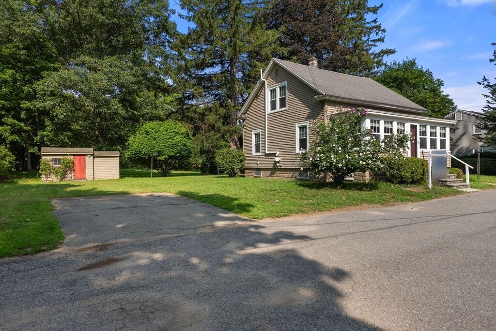 Property Photo: 7-A Upper Beacon Street MA 01754