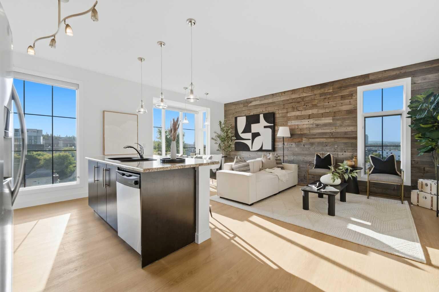 Property Photo: 2307 14 Street SW 301 AB T2T 3T5