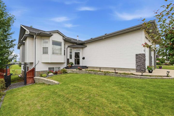 Property Photo: 83 Irving Crescent AB T4R 3S3