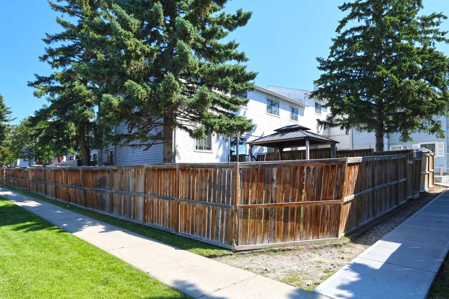 Property Photo: 310 Falconridge Crescent NE 205 AB T3J 1H4