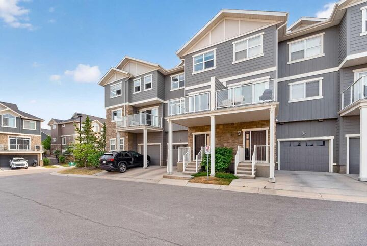 Property Photo: 905 Evanston Manor NW AB T3P 0R9