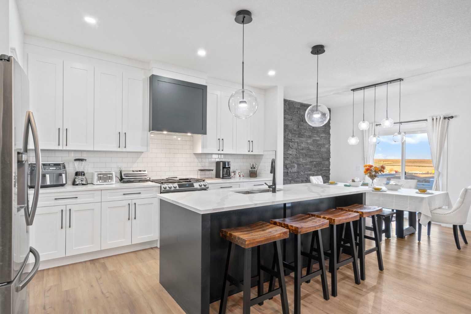 Property Photo: 818 Edgefield Street AB T1P 0H6