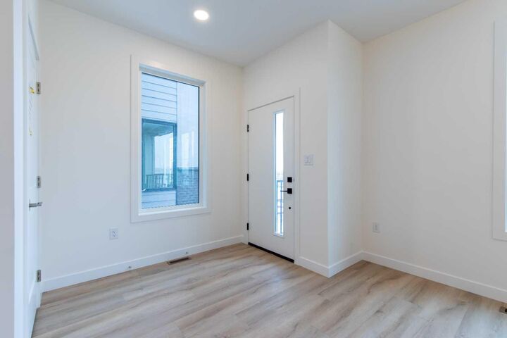 Property Photo: 2809 16 Avenue AB T1M 0G9