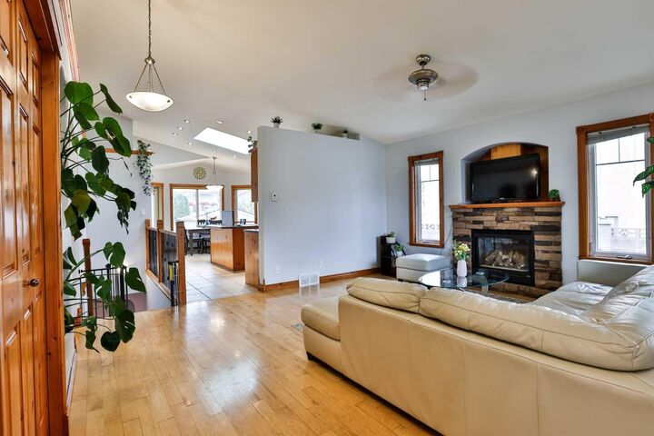 Property Photo: 128 Cougar Road N AB T1H 6M7