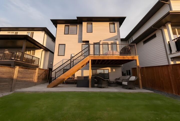 Property Photo: 781 Atlantic Cove W AB T1J 5S9