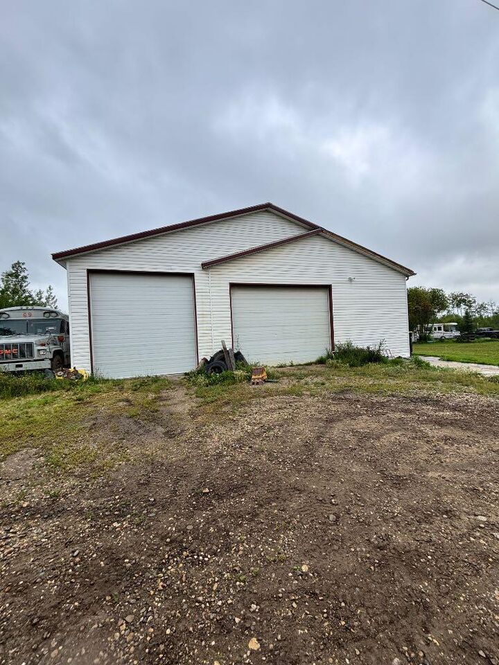 Property Photo: 6544 Township Road 692 AB T0H 1X0