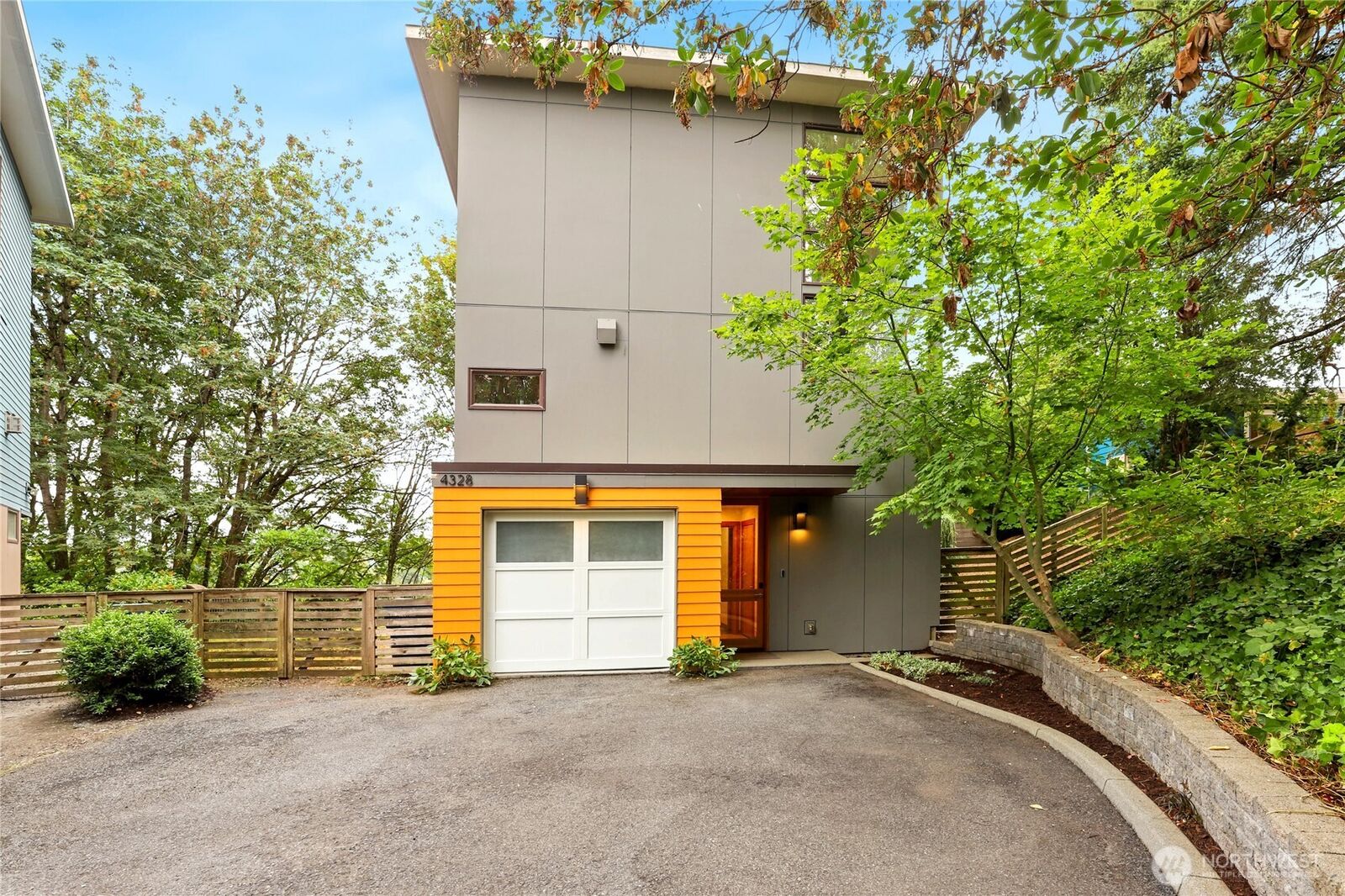 Property Photo:  4328 S Bennett Street  WA 98118 