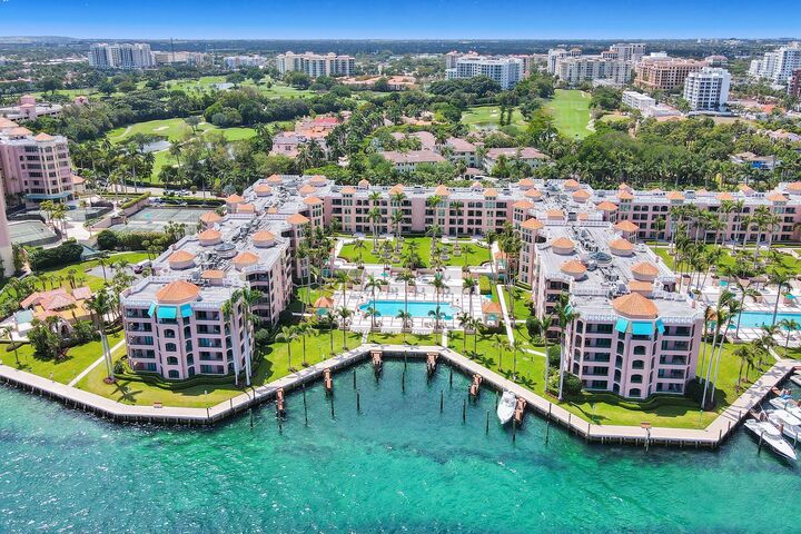 Property Photo: 100 SE 5th Avenue 504 FL 33432