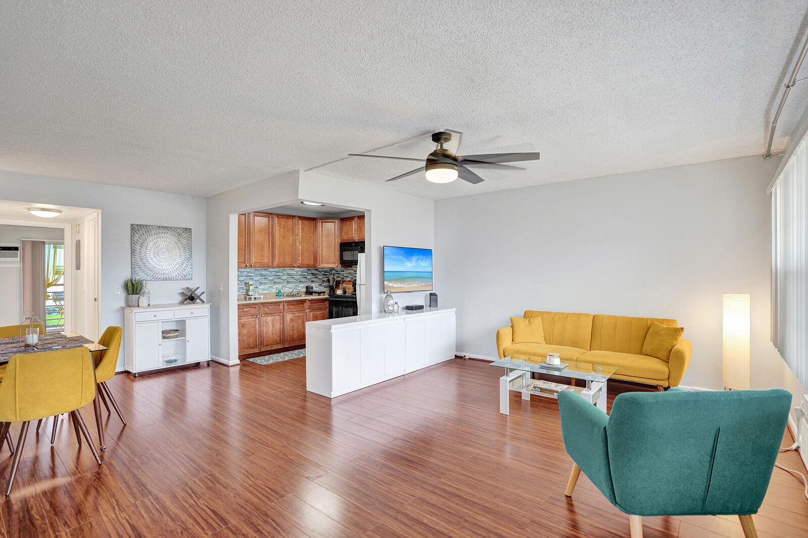 Property Photo:  566 Fanshaw N  FL 33434 