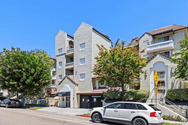 Property Photo:  3795 Georgia St 203  CA 92103 