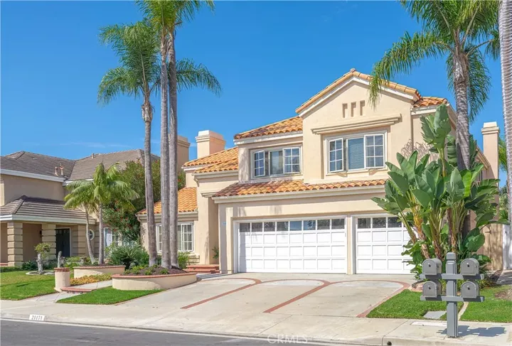 Property Photo:  21171 Hillsdale Lane  CA 92646 