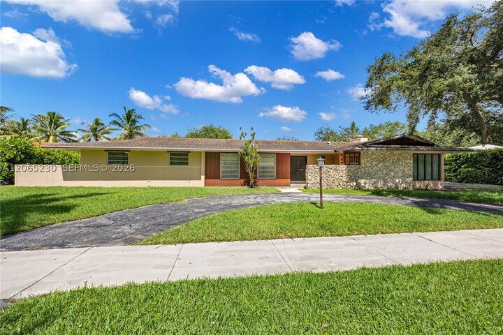 Property Photo:  11800 SW 72nd Ave  FL 33156 