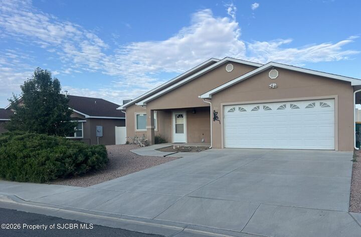 Property Photo: 721 Monarch Street NM 87401