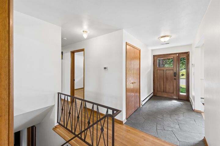 Property Photo: 10416 N College Cir WA 99218