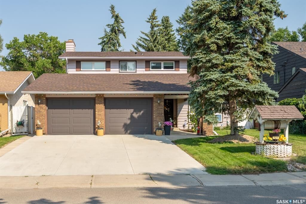 Property Photo:  127 Rogers Road  SK S4S 6T7 