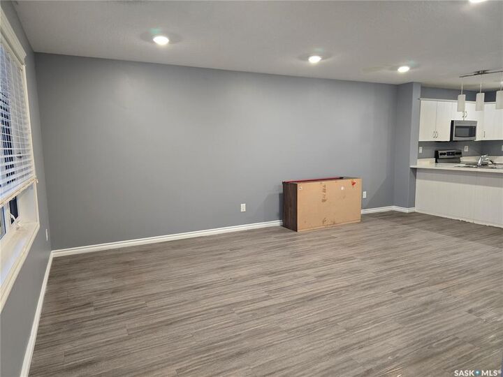 Property Photo:  110 Akhtar Bend 510  SK S7W 0Y9 