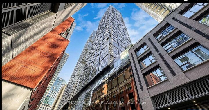Property Photo: 35 Mercer Street 2014 ON M5V 0V1