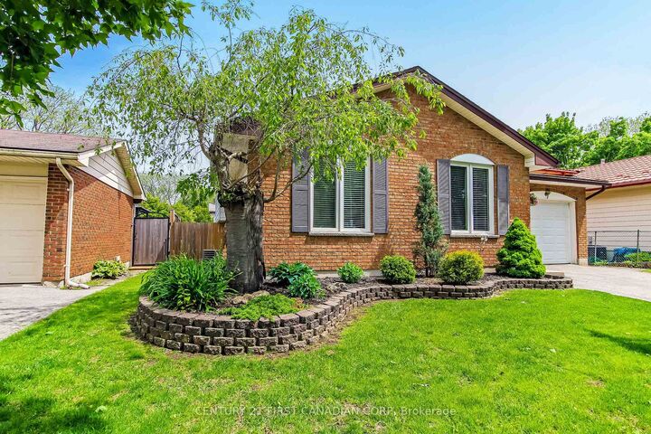 Property Photo:  74 Winding Way Crescent  ON N6G 3G2 