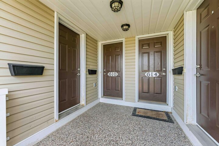 Property Photo: 610 Lakeridge Drive ON K4A 0H4