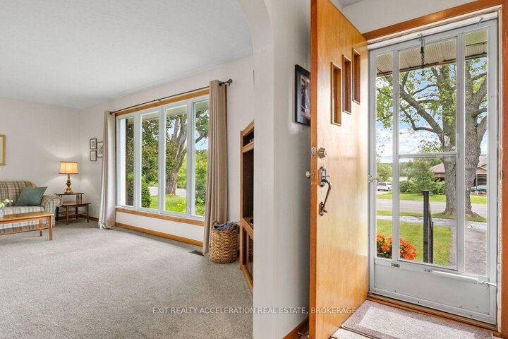 Property Photo: 409 Dundas Street W ON K7R 2B8