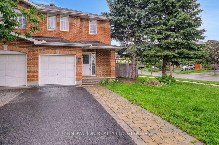 Property Photo: 1310 Halton Terrace ON K2K 3K6