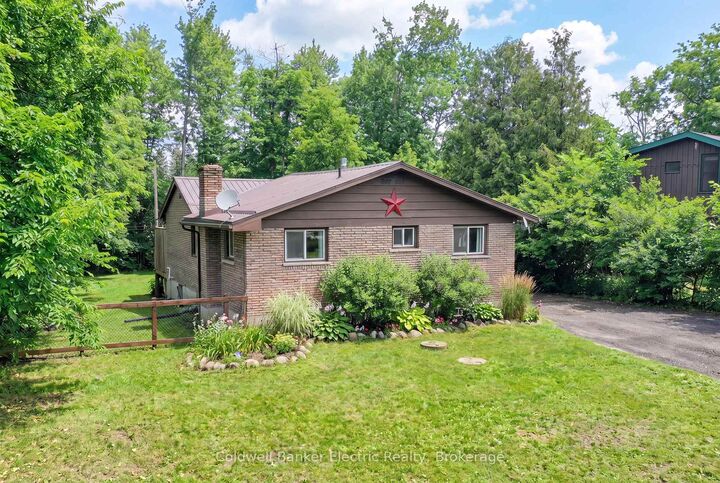 30 Woods Avenue — photo 1