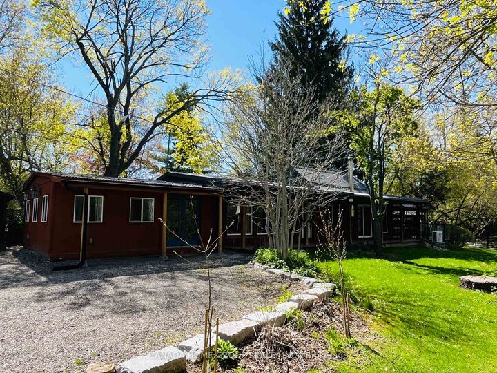 Property Photo: 15472 McLaughlin Road ON L7C 1J5