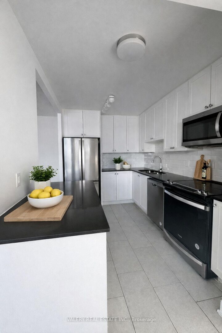 Property Photo: 750 Morningside Avenue 1201 ON M1C 3A1