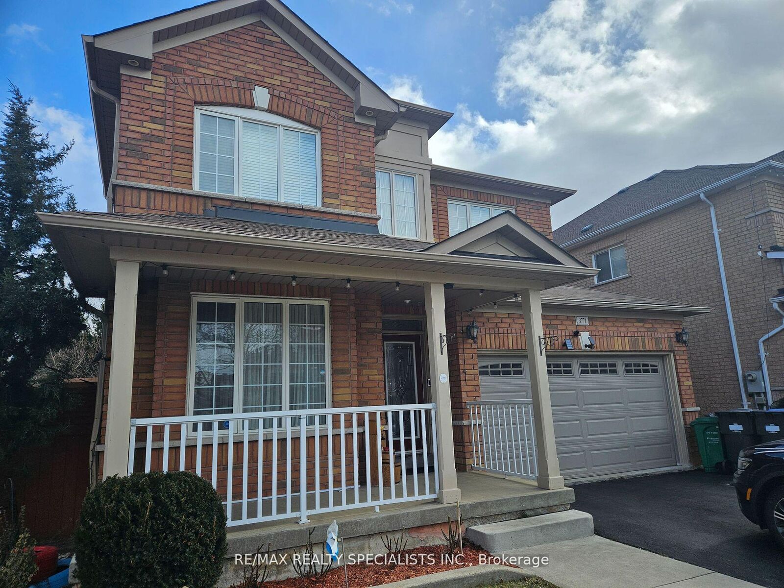 Property Photo:  3774 Arbourview Terrace Lower  ON L5M 7A8 