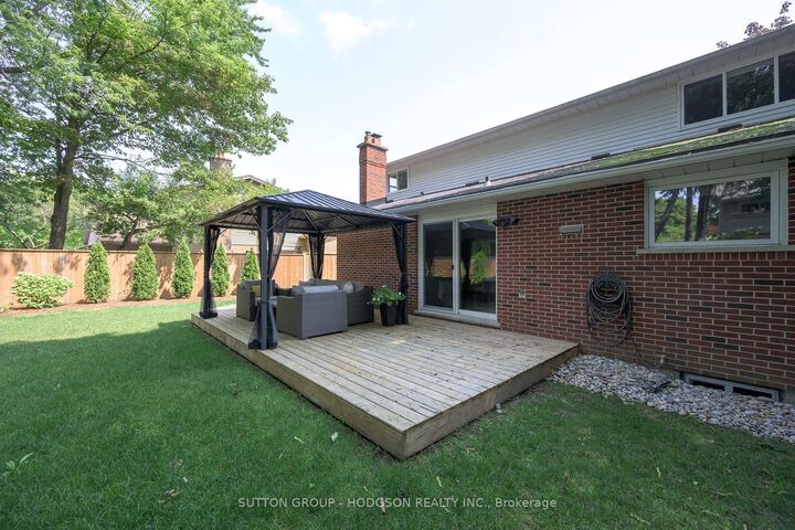 Property Photo: 12 Spencer Crescent ON N5X 2K6
