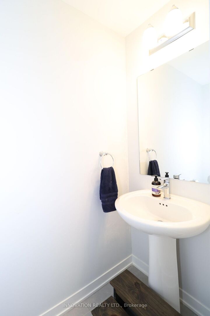 Property Photo:  36 Stitch Mews  ON K0A 2Z0 