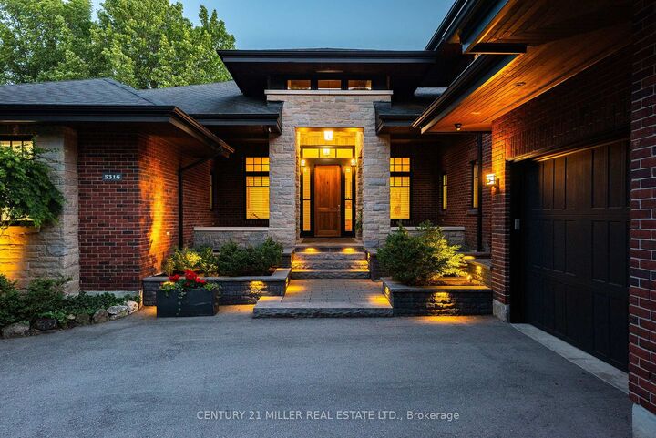 Property Photo: 5316 Drenkelly Court ON L5M 2H4